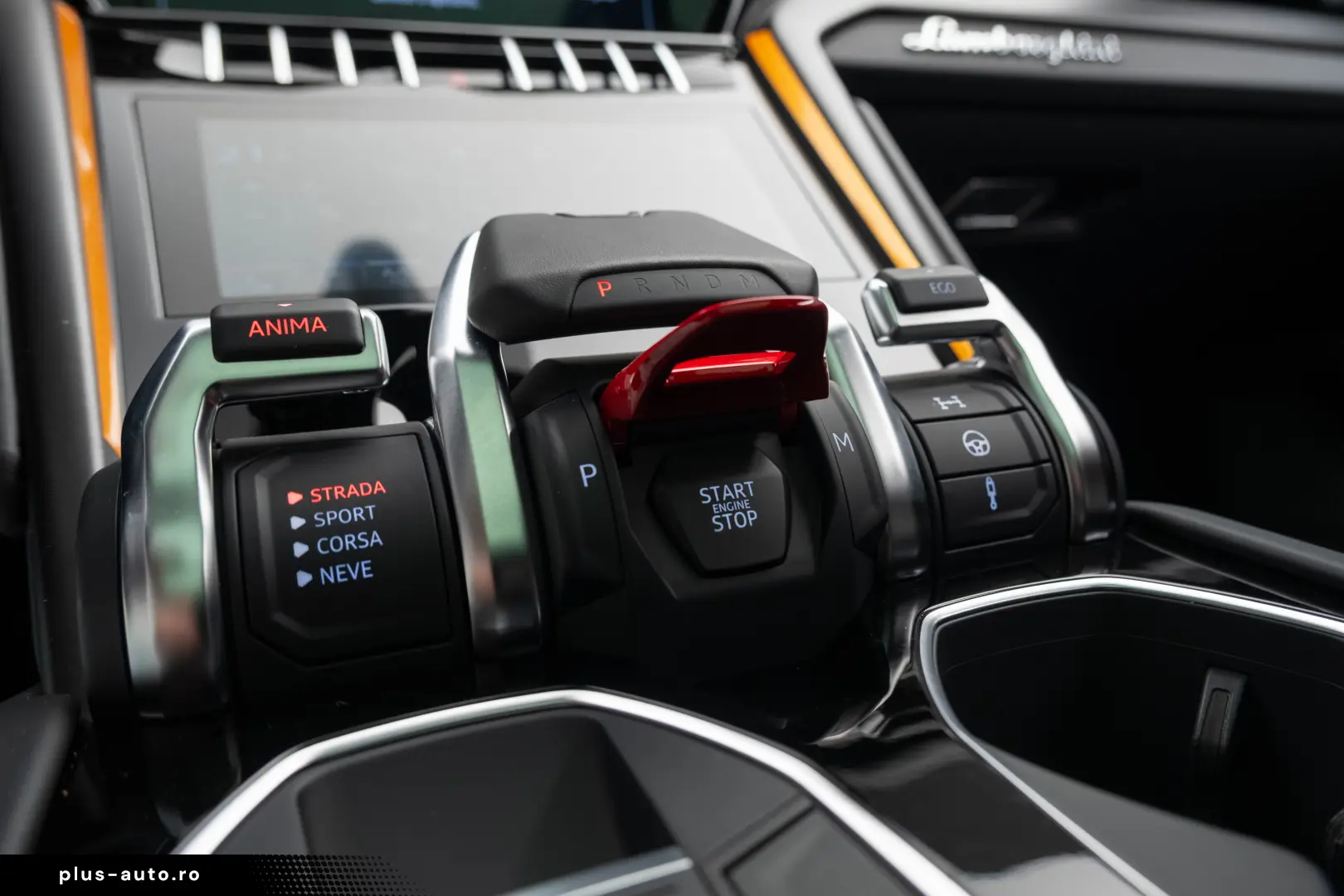 Lamborghini Urus Performante 60 Anniversario