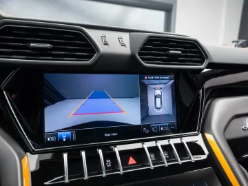 Lamborghini Urus Performante 60 Anniversario