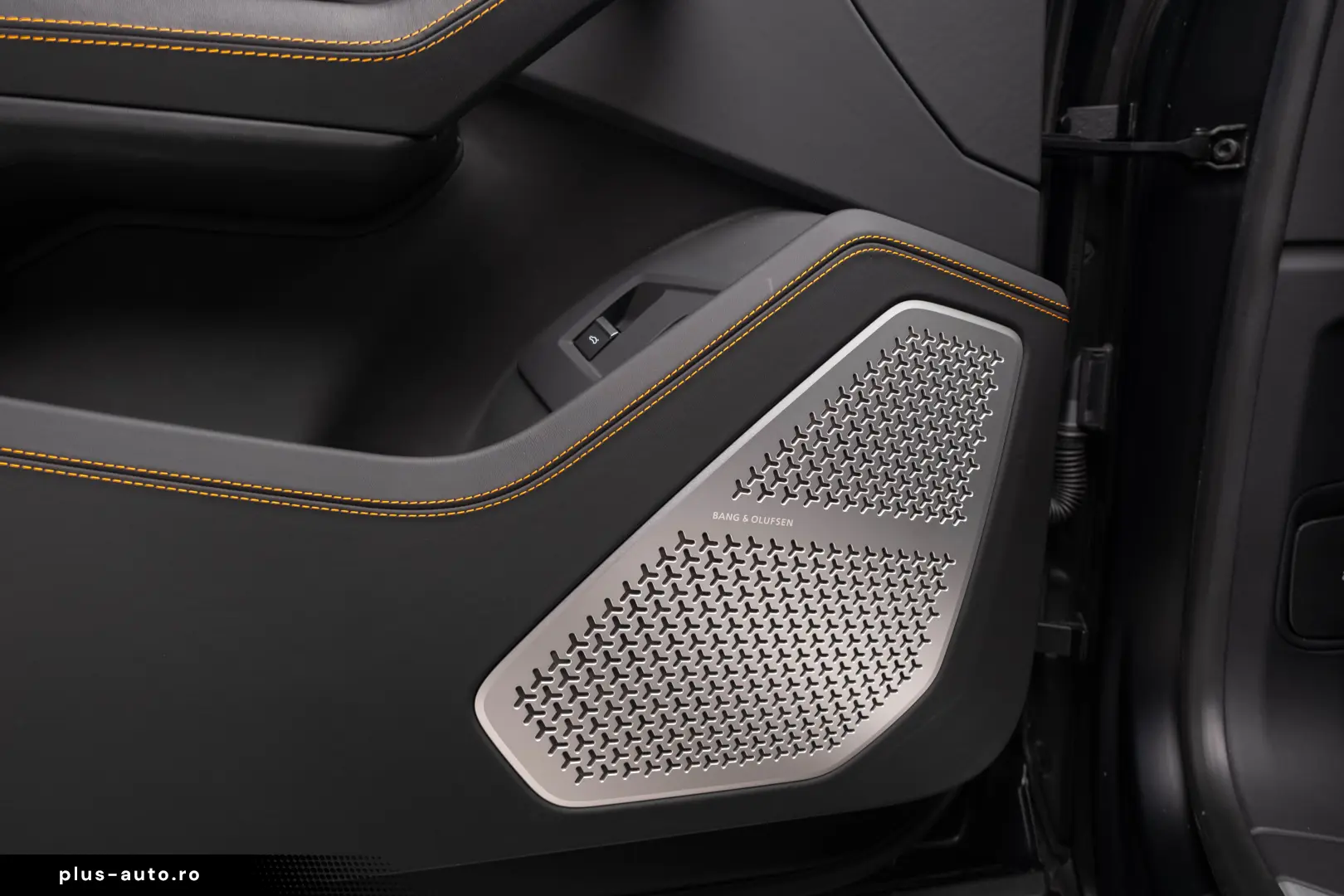 Lamborghini Urus Performante 60 Anniversario