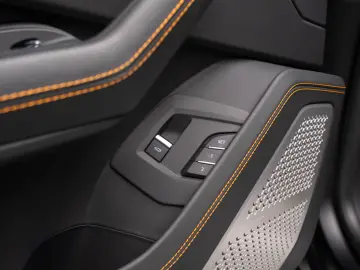 Lamborghini Urus Performante 60 Anniversario