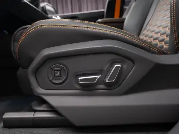 Lamborghini Urus Performante 60 Anniversario