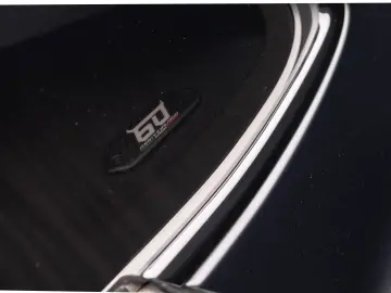 Lamborghini Urus Performante 60 Anniversario