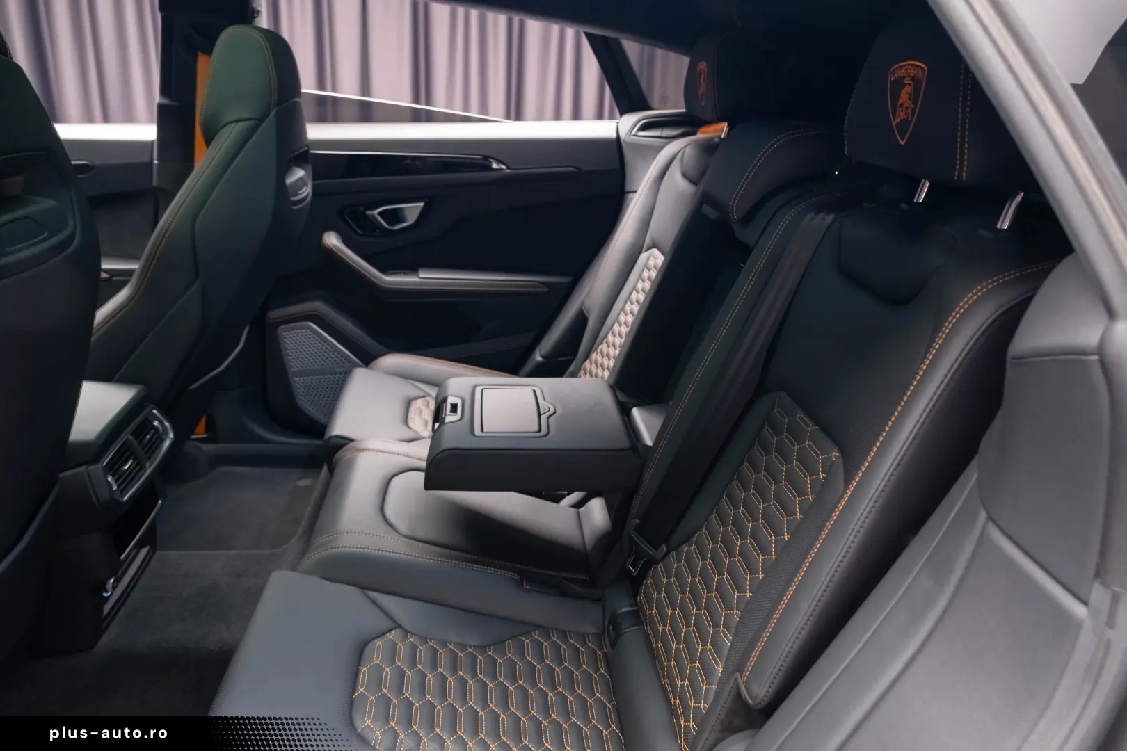 Lamborghini Urus Performante 60 Anniversario