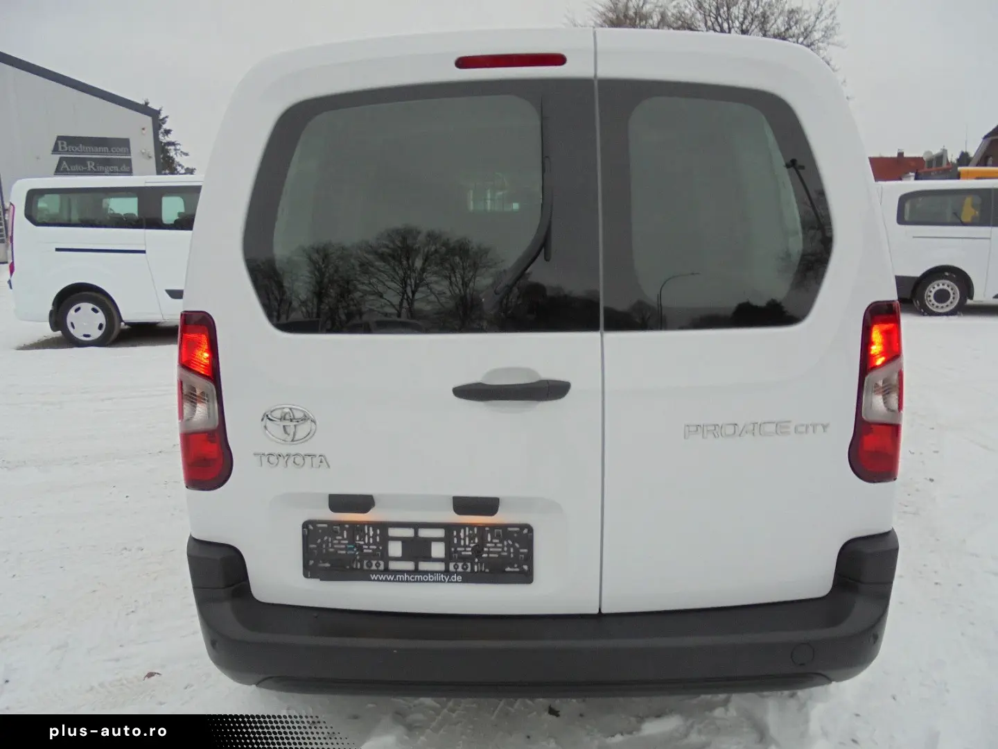 TOYOTA Proace City 1 5D-4D Kasten AHK mögl. Navi Klima