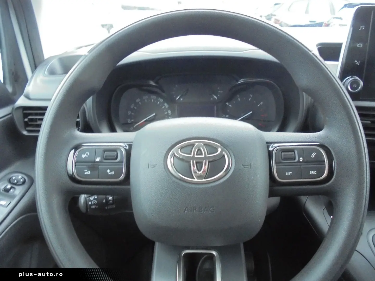 TOYOTA Proace City 1 5D-4D Kasten AHK mögl. Navi Klima