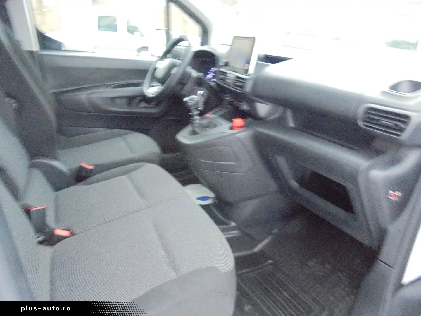 TOYOTA Proace City 1 5D-4D Kasten AHK mögl. Navi Klima