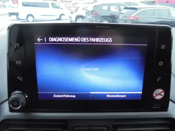 TOYOTA Proace City 1 5D-4D Kasten AHK mögl. Navi Klima