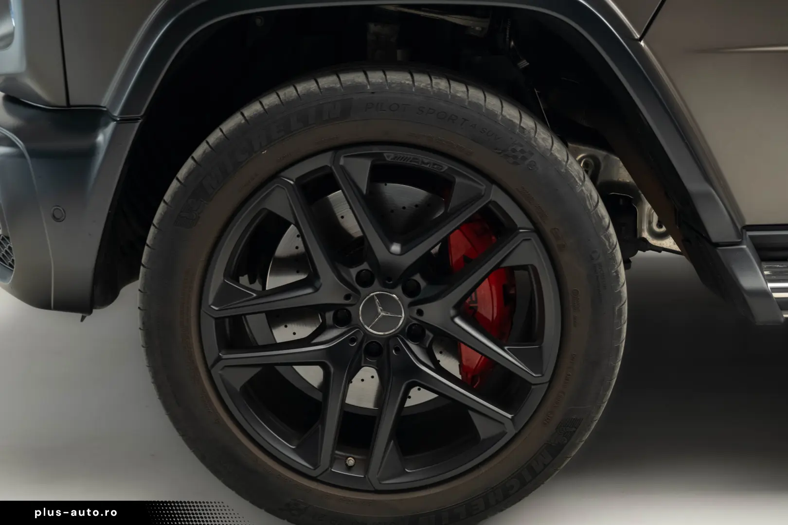 Mercedes Benz G63 AMG