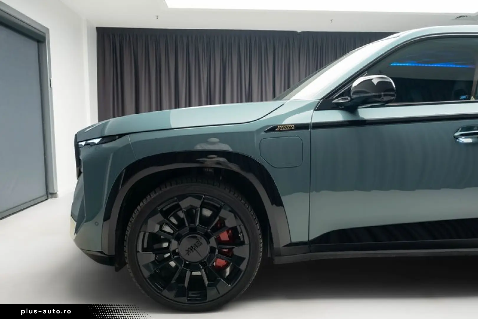 BMW XM 4 4 H K XDRIVE