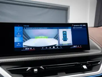 BMW XM 4 4 H K XDRIVE