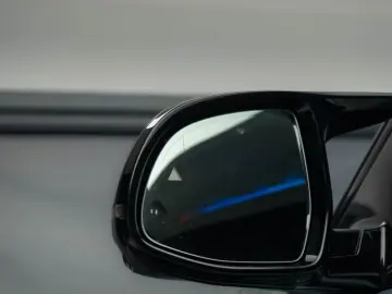 BMW XM 4 4 H K XDRIVE