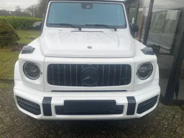 MERCEDES-BENZ G 63 AMG Magno white Fond TV Superior Line