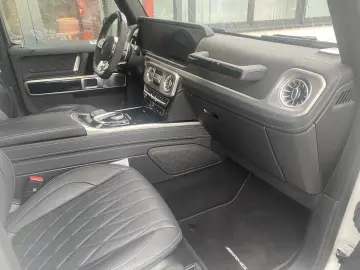 MERCEDES-BENZ G 63 AMG Magno white Fond TV Superior Line