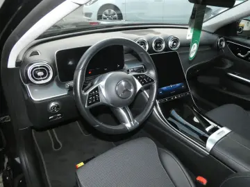 MERCEDES-BENZ C 200 4Matic Avantgarde