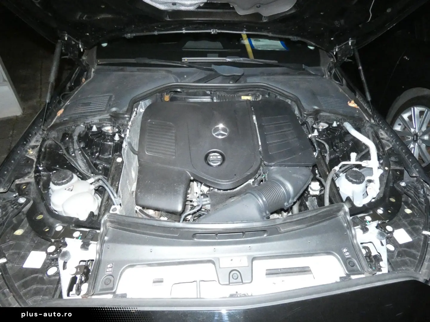 MERCEDES-BENZ C 200 4Matic Avantgarde