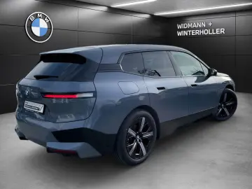 BMW iX xDrive50 Sportpaket Pano Sky LC Prof. DA