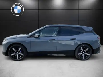 BMW iX xDrive50 Sportpaket Pano Sky LC Prof. DA