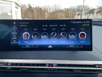 BMW iX xDrive50 Sportpaket Pano Sky LC Prof. DA