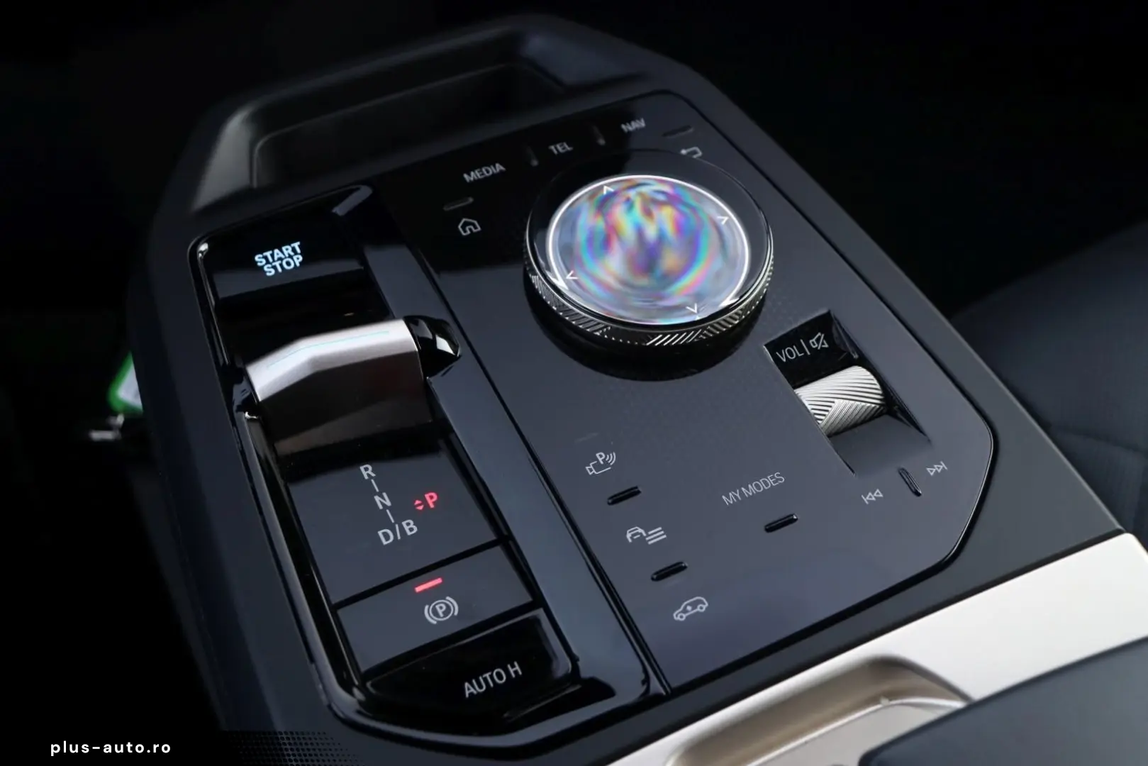 BMW iX xDrive 50 Sportpaket  AHK SKY LOUNGE HEAD-UP