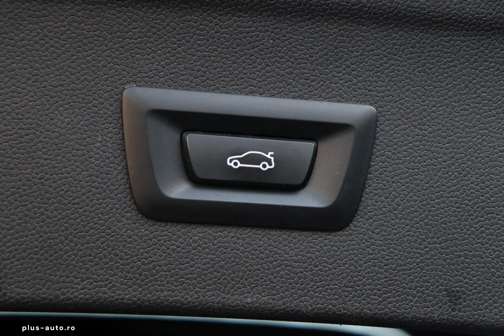 BMW iX xDrive 50 Sportpaket  AHK SKY LOUNGE HEAD-UP