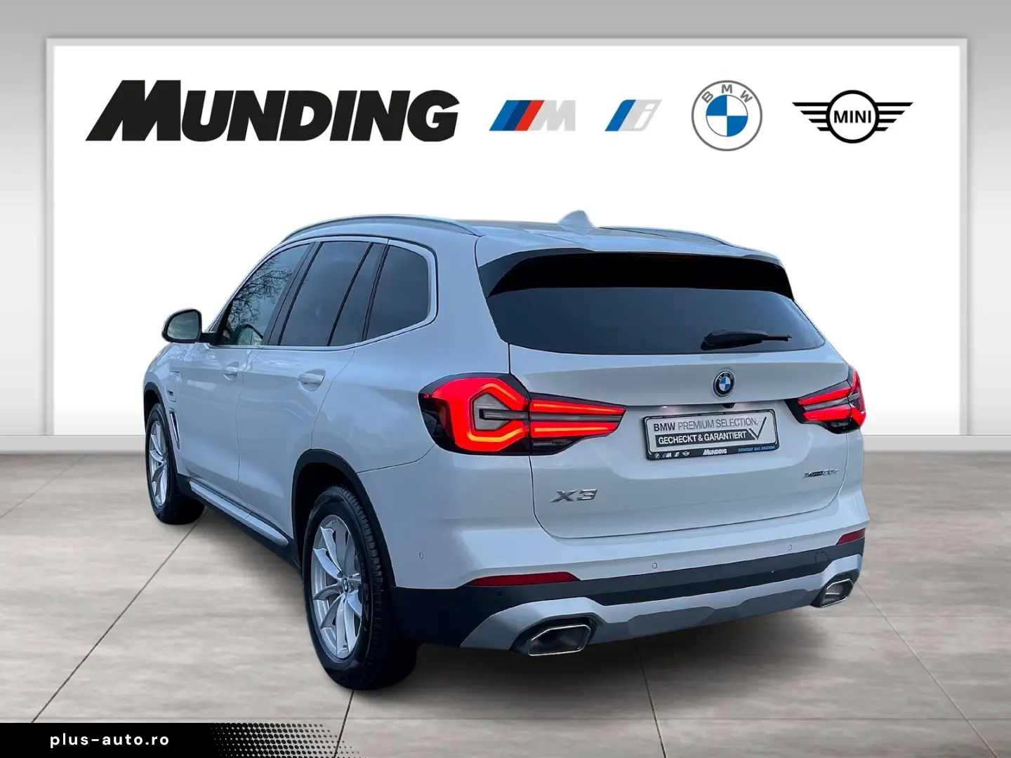 BMW X3 xDrive30e Laser HUD Keyless