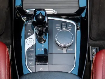 BMW X3 xDr30e MSport HUD Laser ACC H&K Keyless