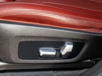 BMW X3 xDr30e MSport HUD Laser ACC H&K Keyless