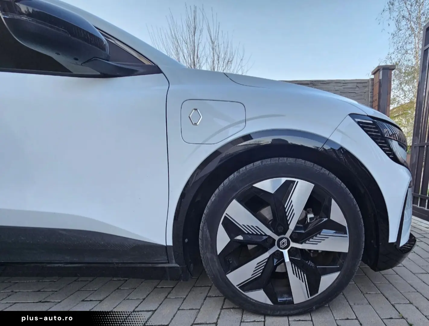 Renault Megane E-TECH