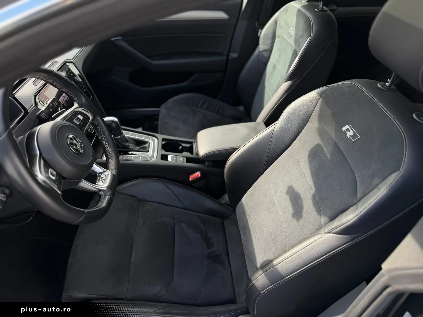 Volkswagen   Arteon 1.5 TSI ACT R-Line