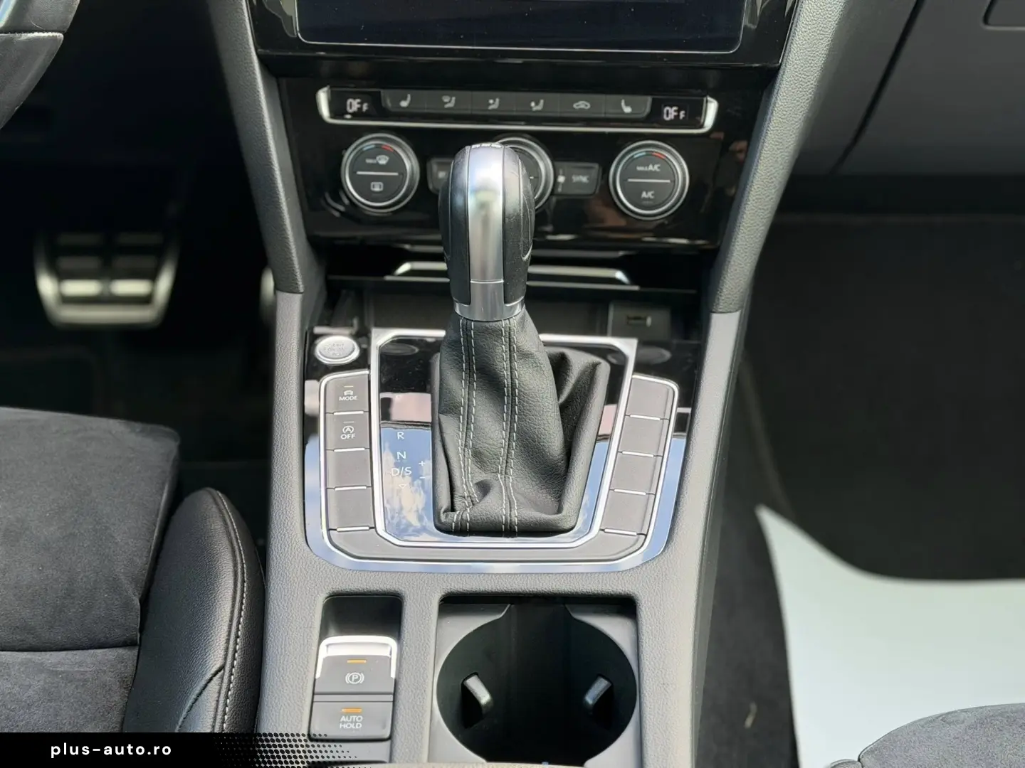 Volkswagen   Arteon 1.5 TSI ACT R-Line