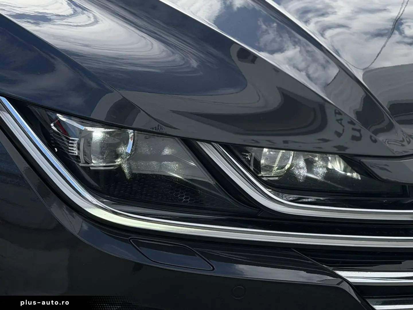 Volkswagen   Arteon 1.5 TSI ACT R-Line