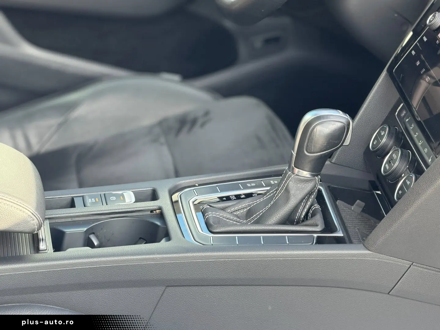 Volkswagen   Arteon 1.5 TSI ACT R-Line