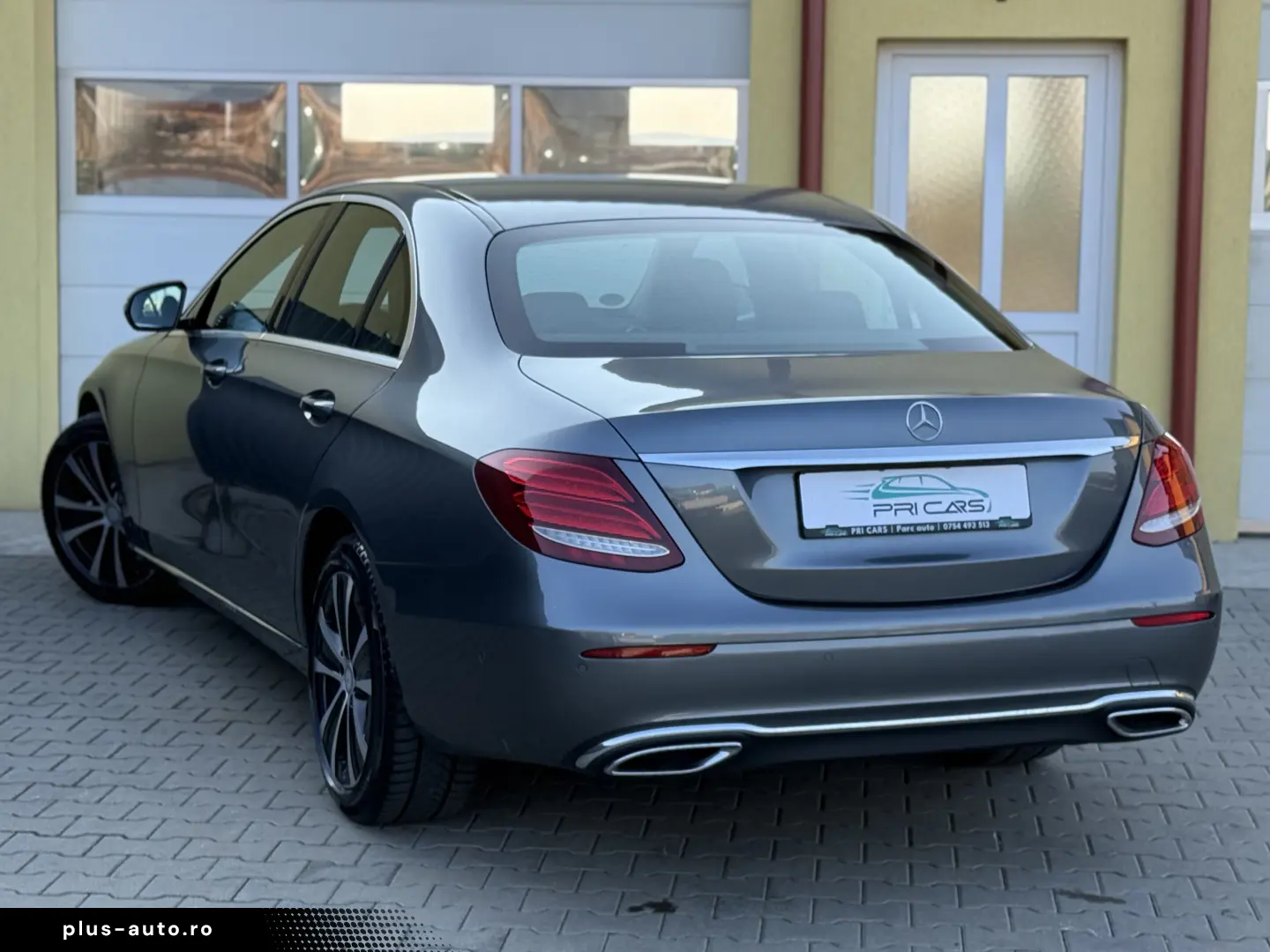 E220d   Aut   194cp   Bord complet digital   Burmester