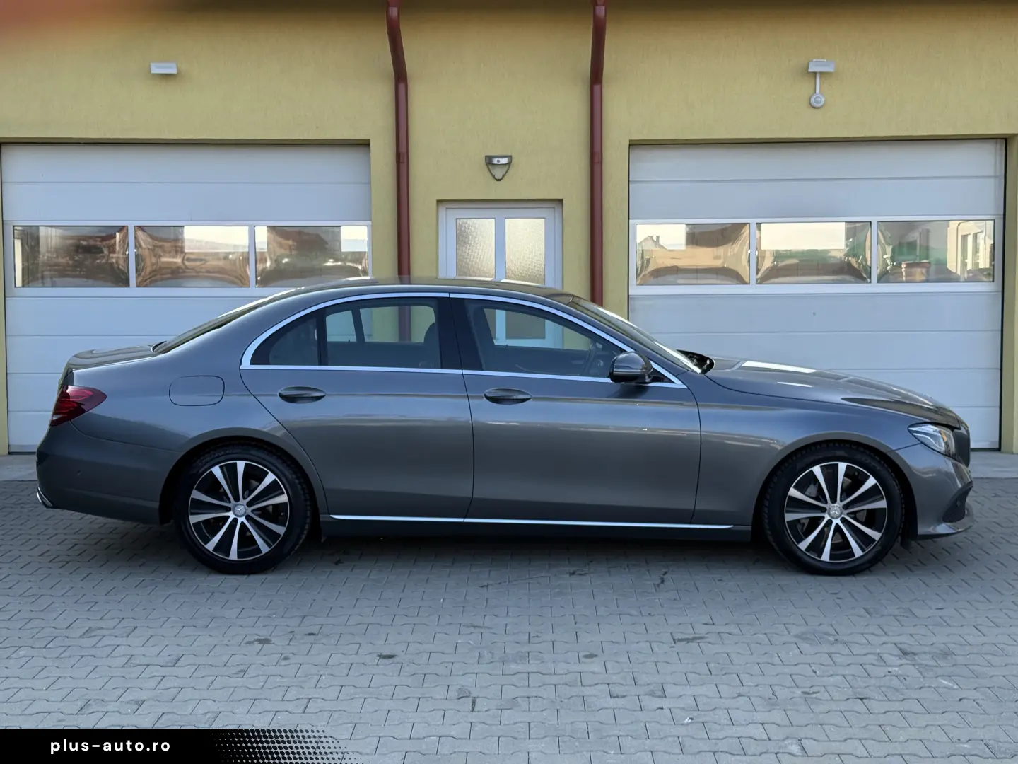 E220d   Aut   194cp   Bord complet digital   Burmester