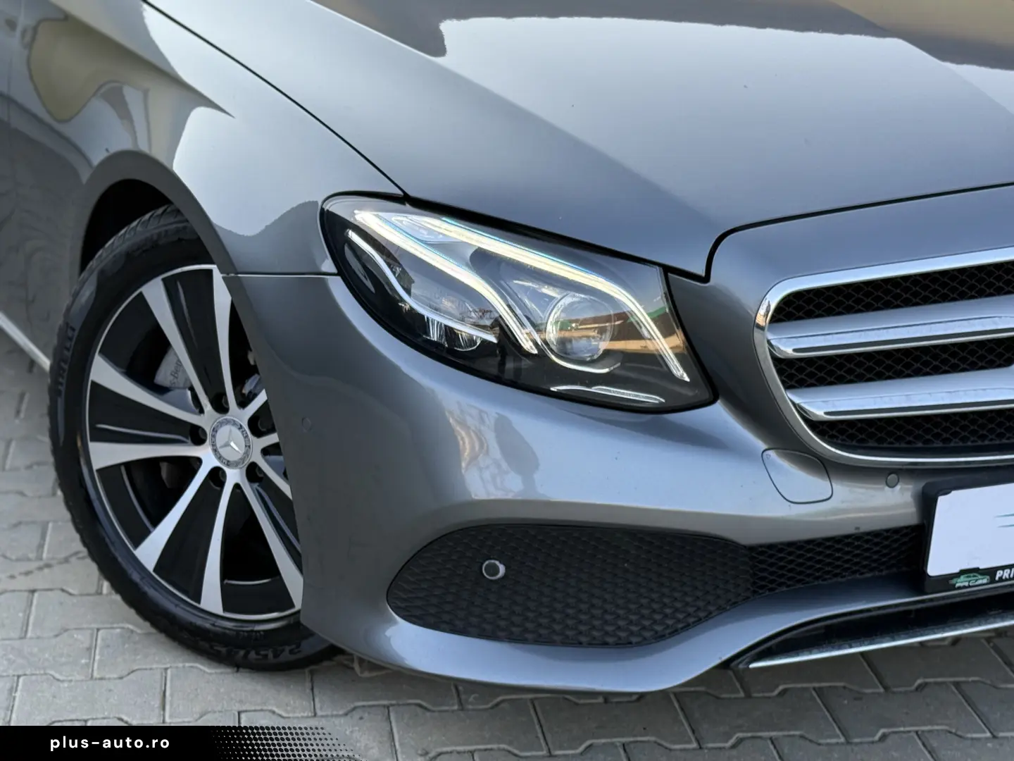 E220d   Aut   194cp   Bord complet digital   Burmester