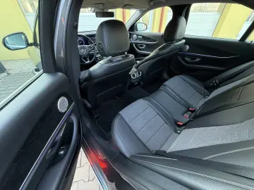 E220d   Aut   194cp   Bord complet digital   Burmester