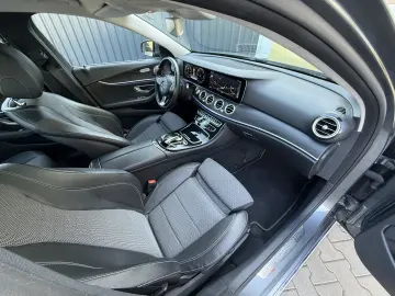 E220d   Aut   194cp   Bord complet digital   Burmester