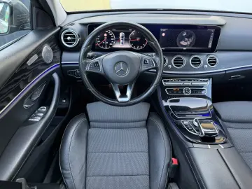 E220d   Aut   194cp   Bord complet digital   Burmester