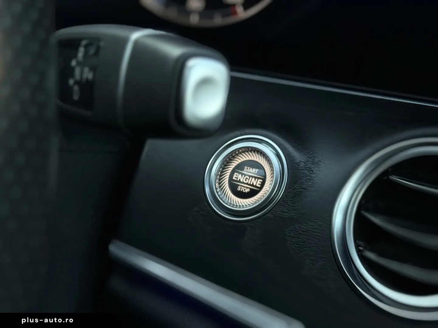 E220d   Aut   194cp   Bord complet digital   Burmester