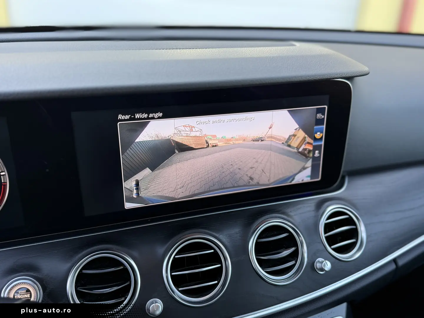 E220d   Aut   194cp   Bord complet digital   Burmester