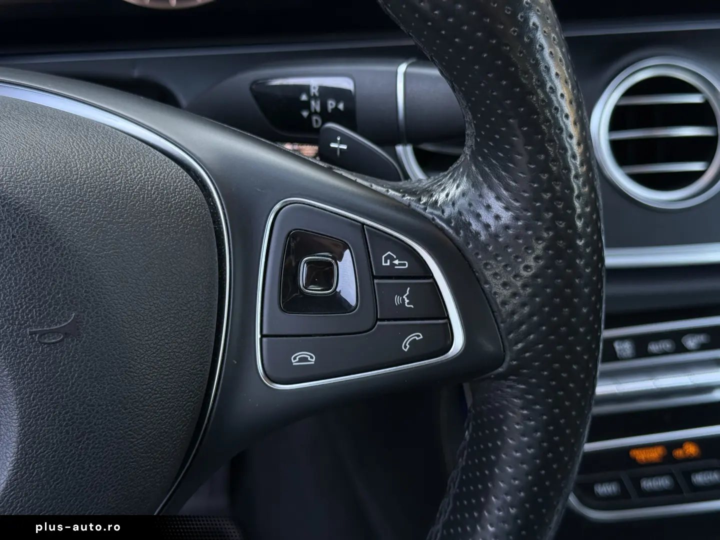 E220d   Aut   194cp   Bord complet digital   Burmester