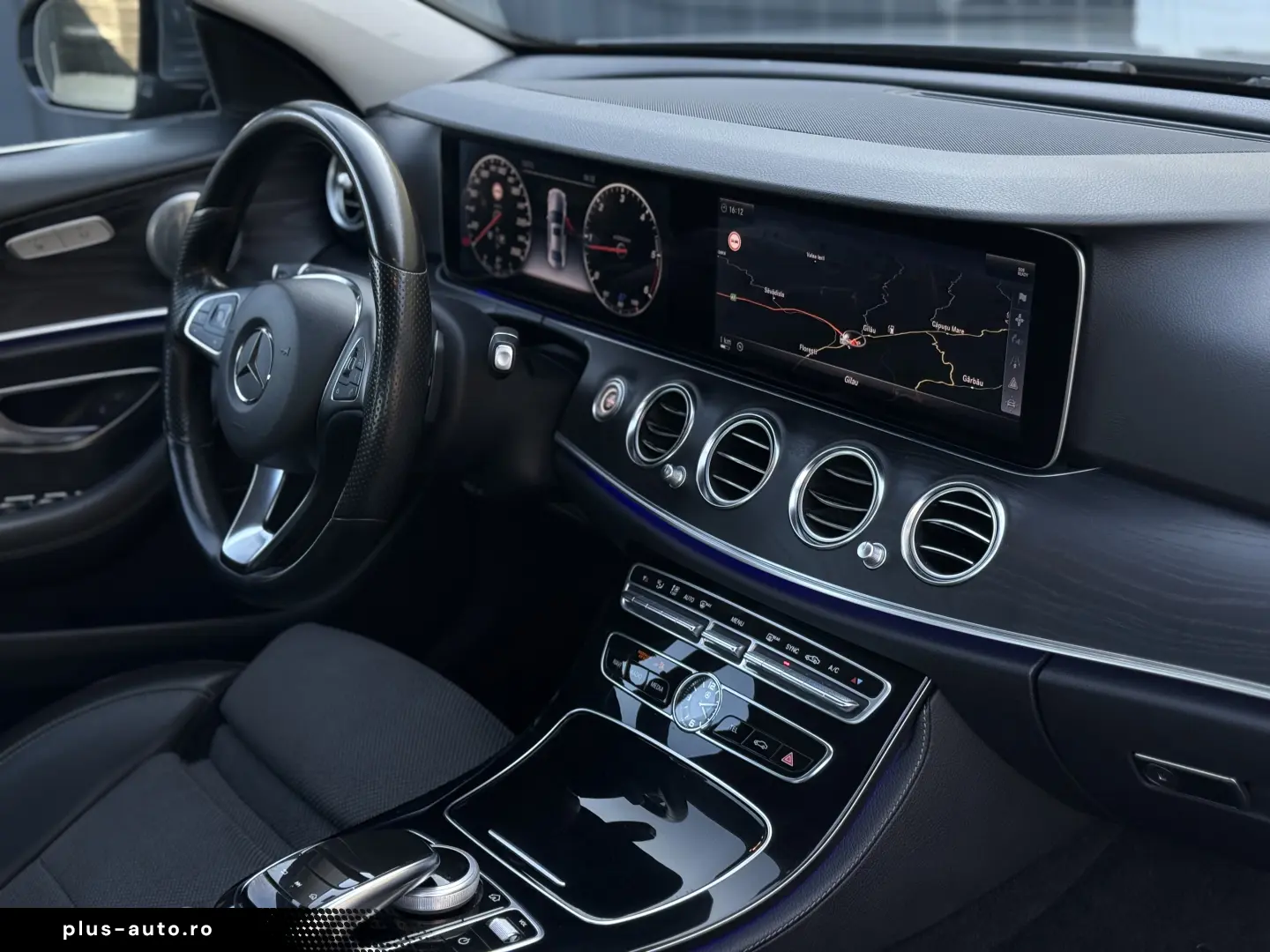 E220d   Aut   194cp   Bord complet digital   Burmester