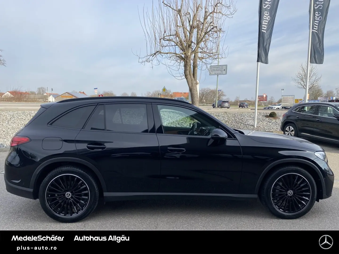 MERCEDES-BENZ GLC 220 d 4M AMG AHK Night LED 9G Kam Totw 20