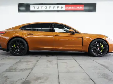 PORSCHE Panamera 4 E-Hybrid Executive New-Modell Long