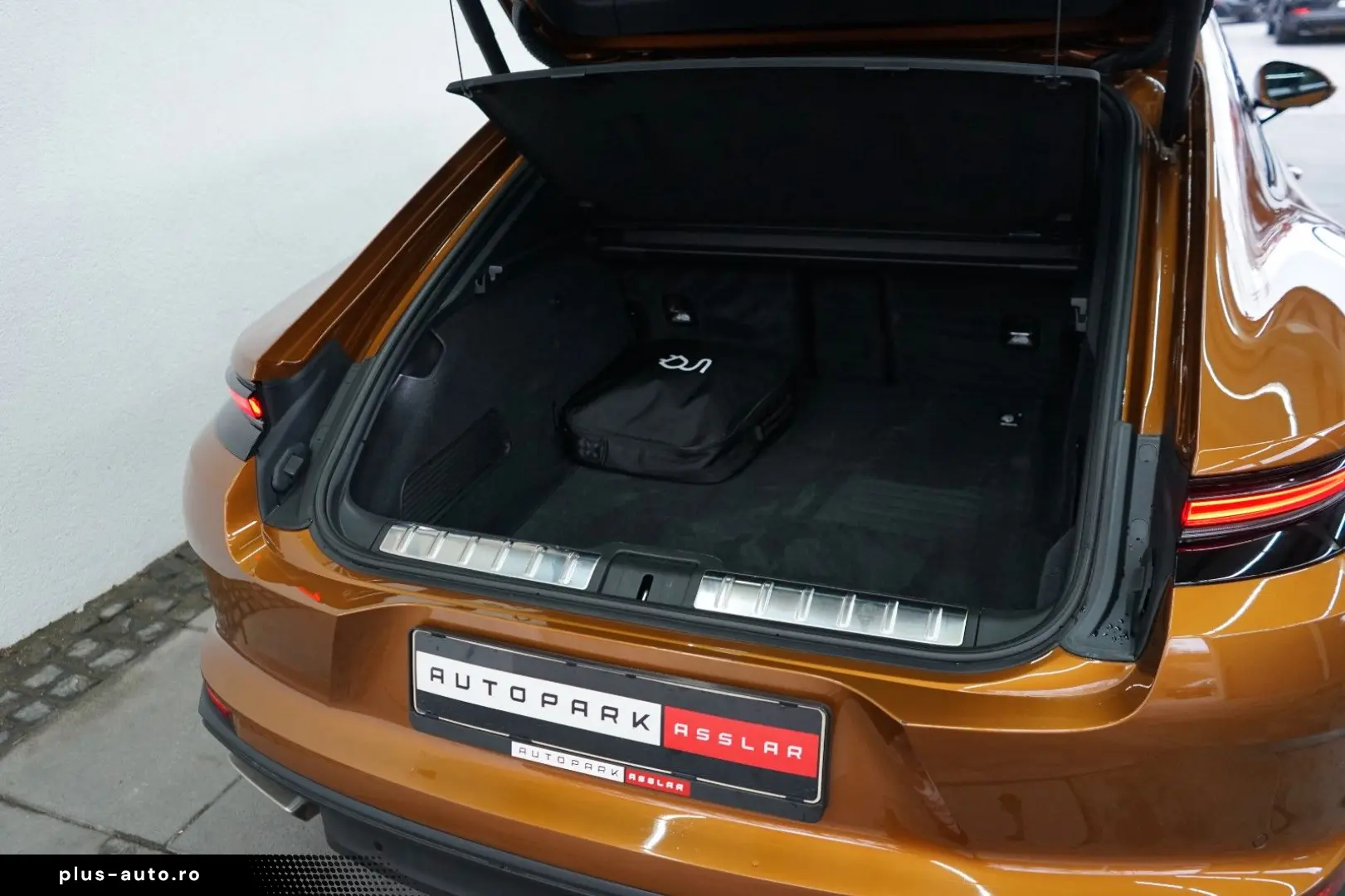 PORSCHE Panamera 4 E-Hybrid Executive New-Modell Long