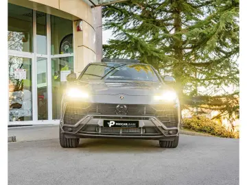 LAMBORGHINI Urus 4.0 V8 Auto. PANO 23 360  B&O HUD CARBON VO
