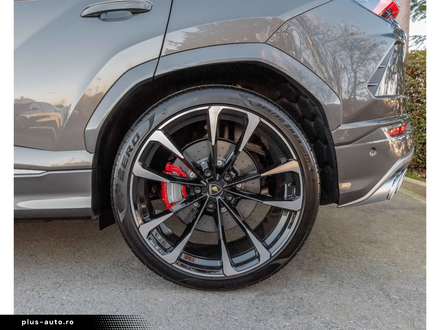 LAMBORGHINI Urus 4.0 V8 Auto. PANO 23 360  B&O HUD CARBON VO