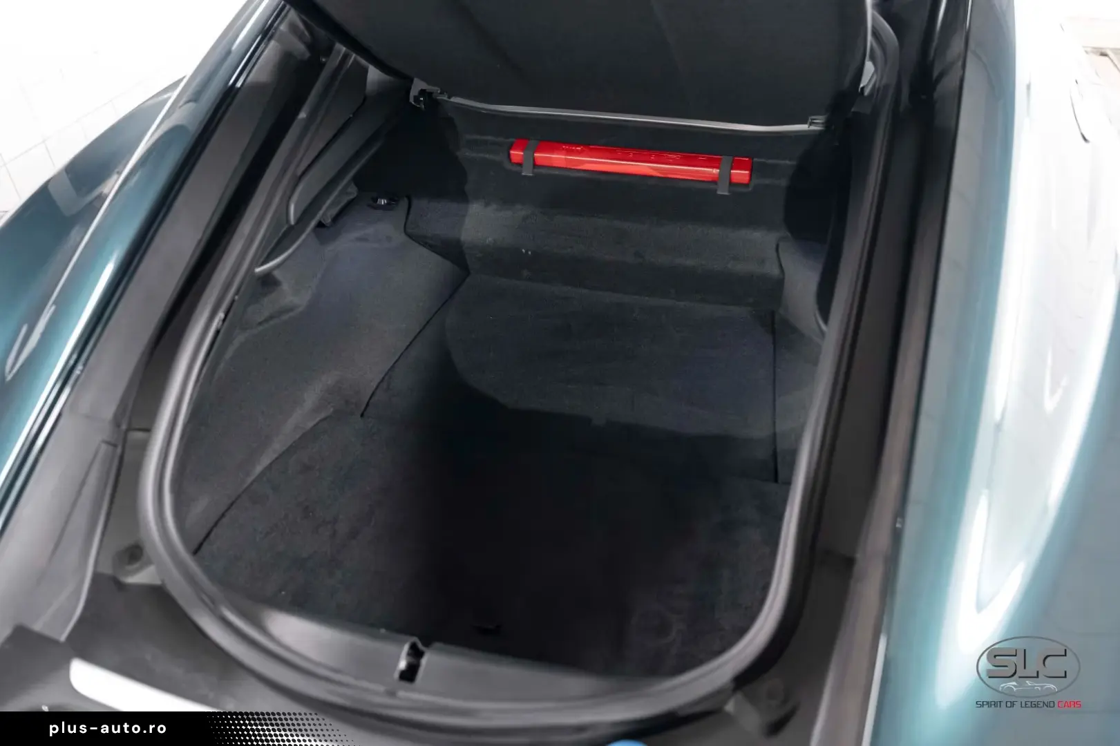 Jaguar F-Type Coupe R-Dynamic Performance Meridian LED