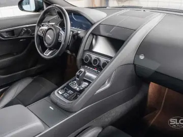 Jaguar F-Type Coupe R-Dynamic Performance Meridian LED