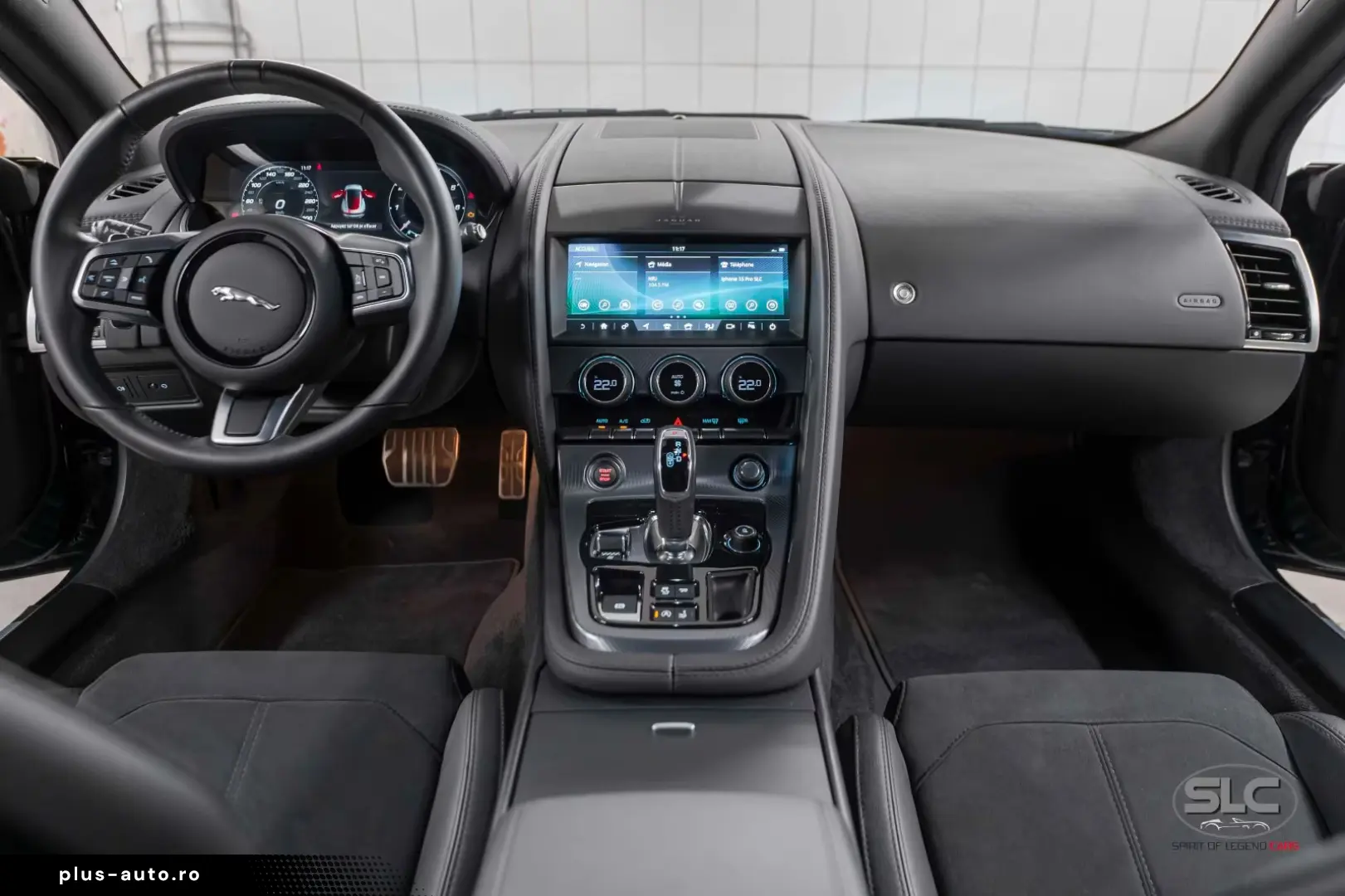 Jaguar F-Type Coupe R-Dynamic Performance Meridian LED